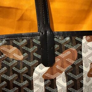 Goyardine Saint Louis Lettres Camouflage PM Black Pink Multicolor Tote Bag